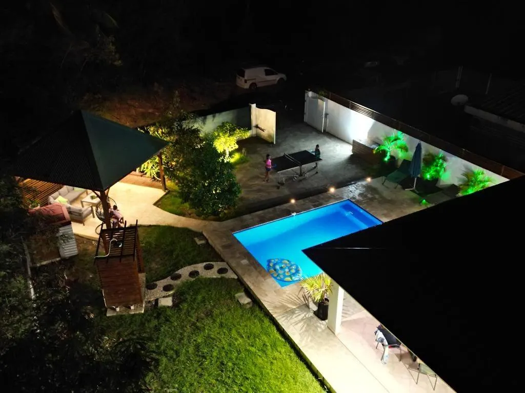 Magnifique Villa Avec Piscine Sainte-Anne